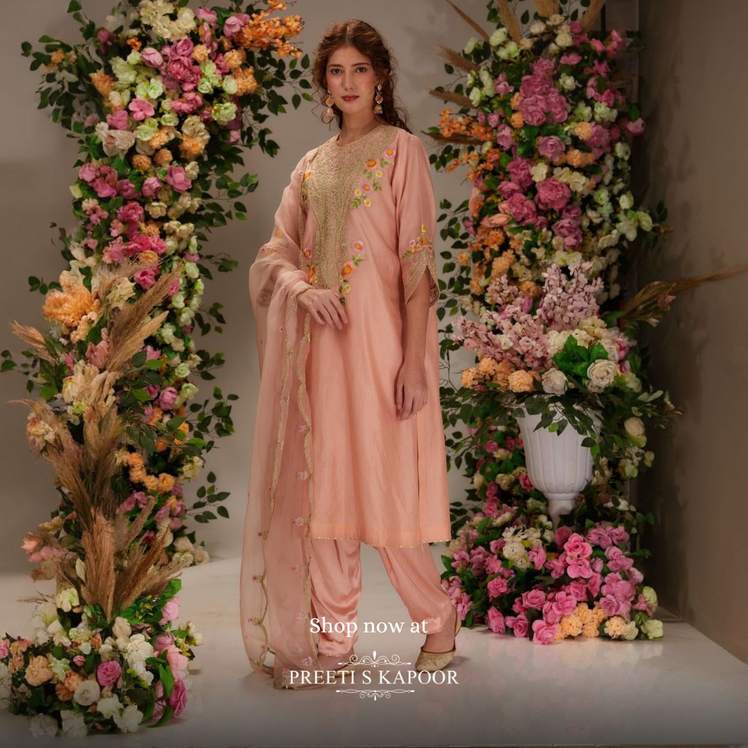 振袖ピンク（PATTI PATTI) ?media_id=3735708303734486620