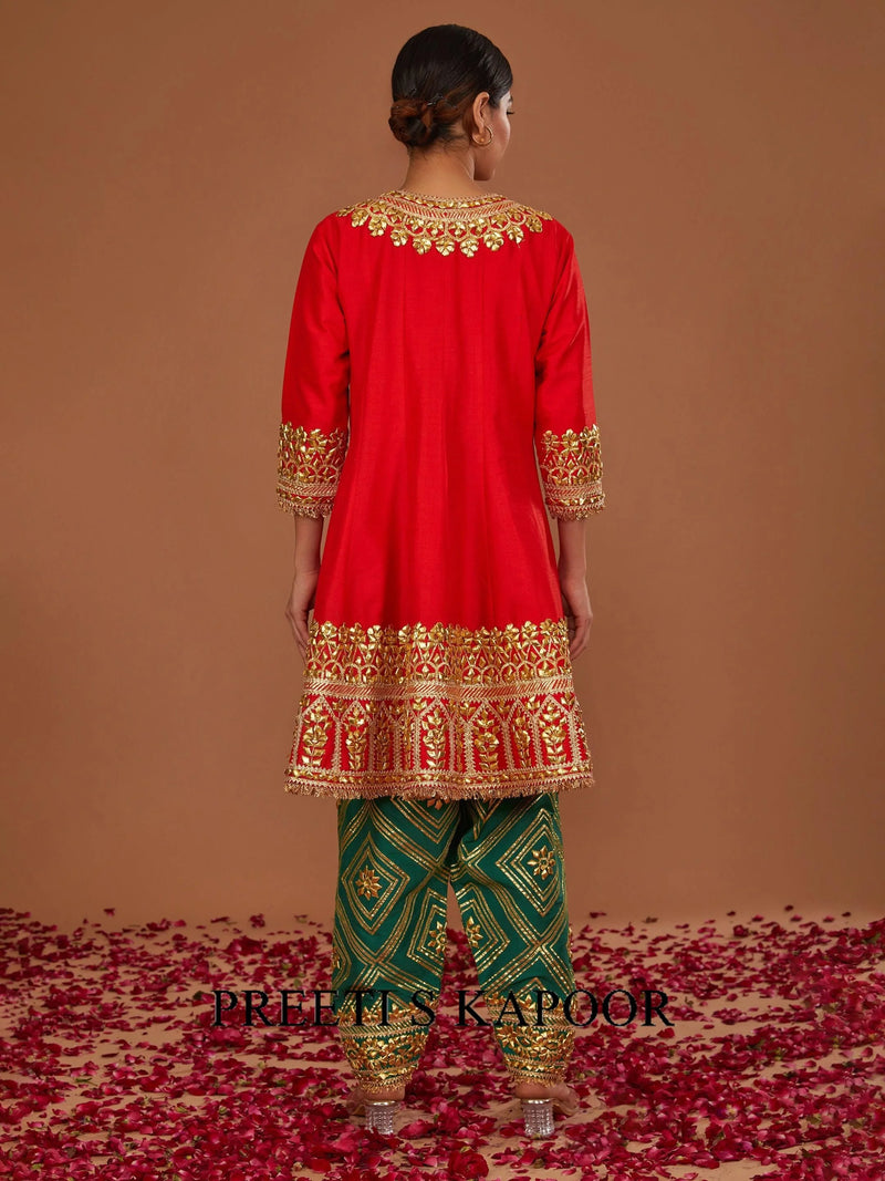 RED SHORT ANARKALI WITH GREEN SALWAR AND GREEN DUPATTA p PREETI S KAPOOR