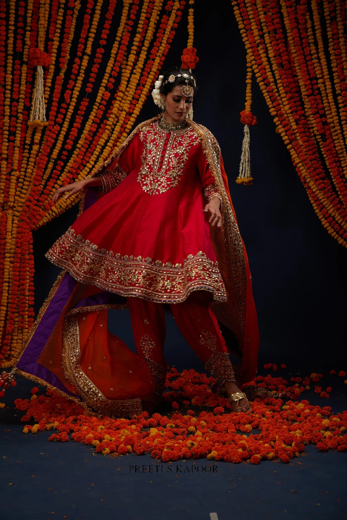 Red raw silk kurta flaring with gold gota embroidered hem – Preeti S Kapoor
